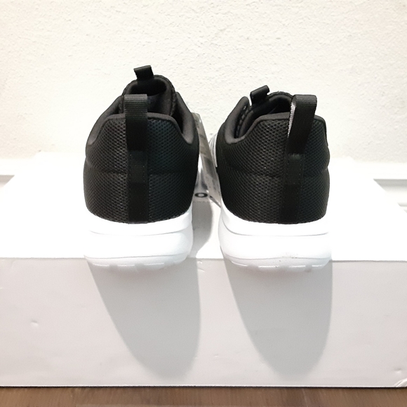 Adidas - Picture 2 of 5